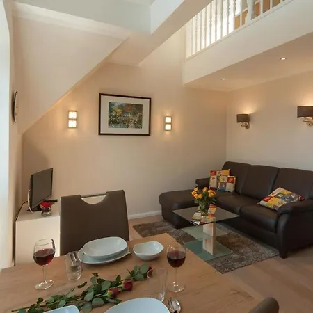 Holiday Apartment With 0 Bedrooms