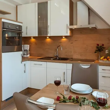 Holiday Apartment With 0 Bedrooms